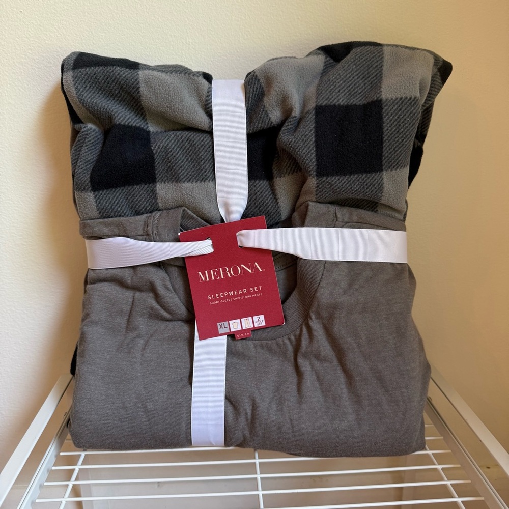 Merona Gray and Black Buffalo Plaid Sleepwear Set *New* Size XL‎ Cozy